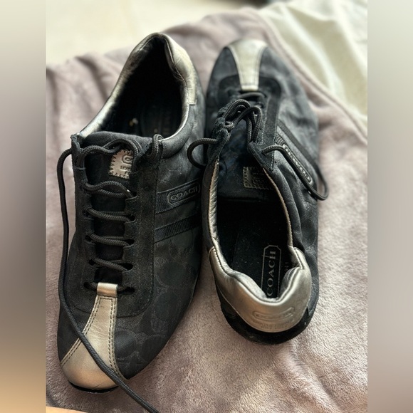 Coach woman  Black and Silver Sneakers - Picture 2 of 4